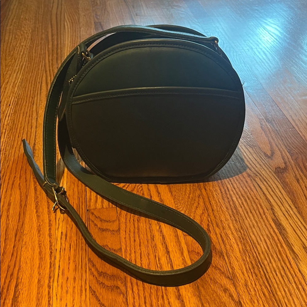 COACH Vintage Canteen Shoulder Bag/crossbody Dark Green Leather Adjustable Strap
